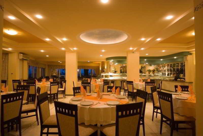 Potamaki Beach Hotel Benitses (Corfu) Exterior foto