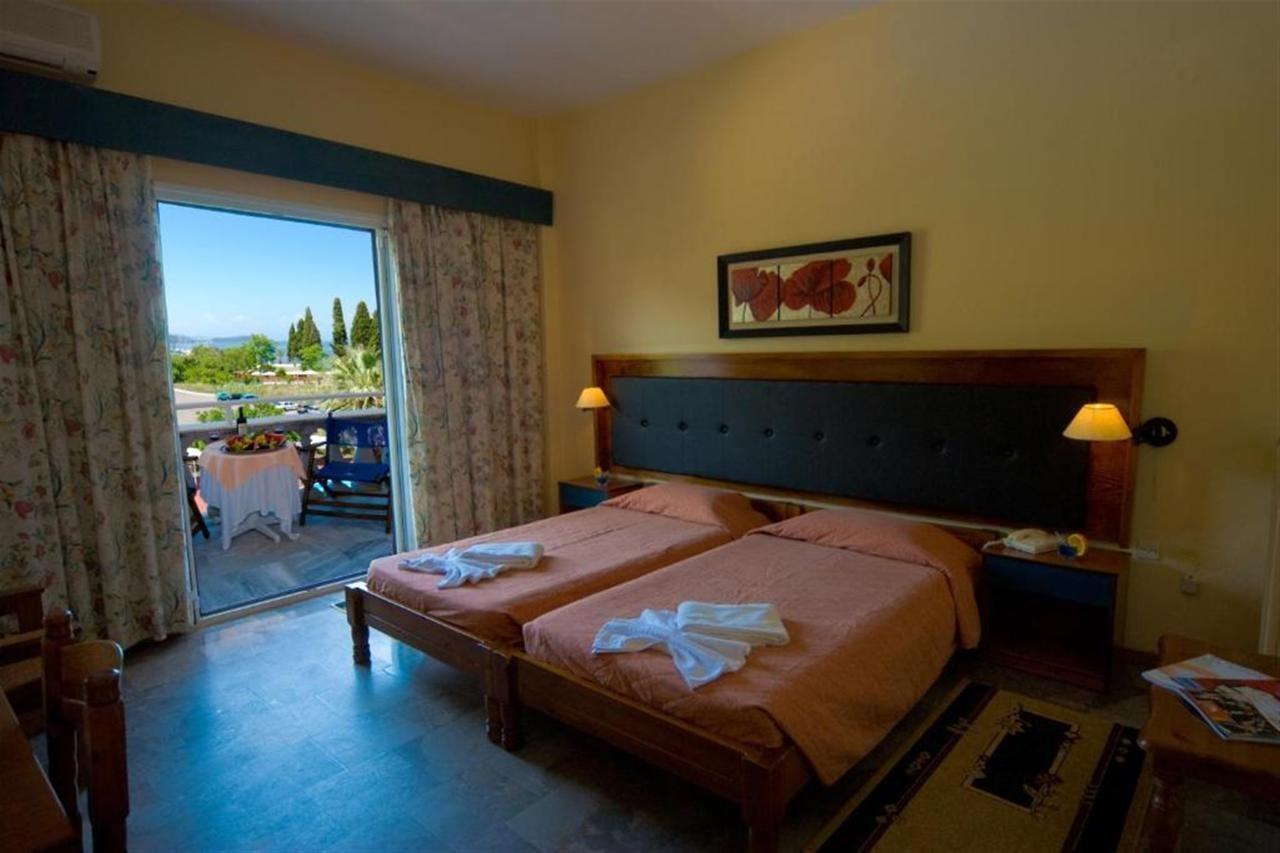 Potamaki Beach Hotel Benitses (Corfu) Exterior foto