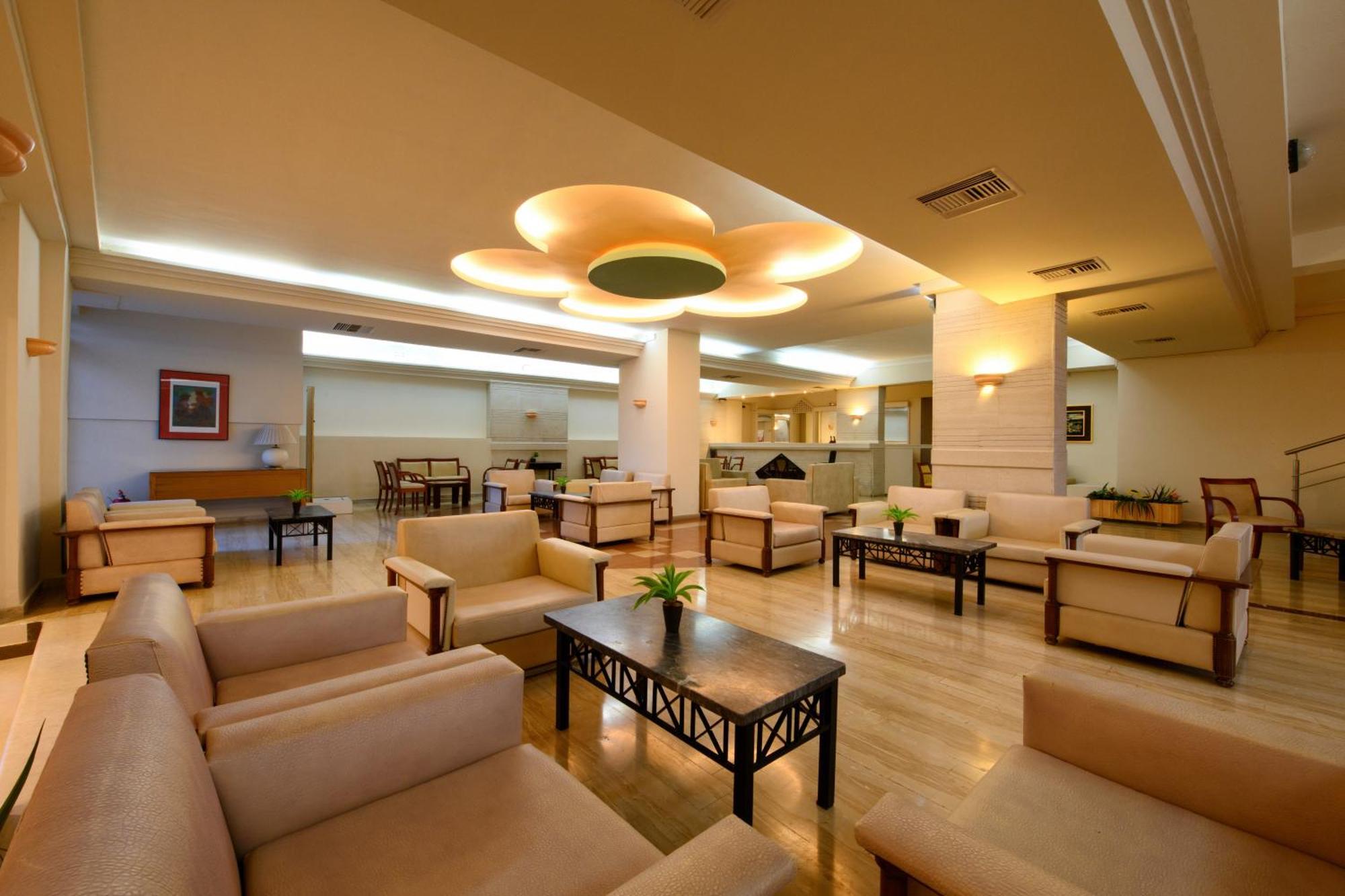 Potamaki Beach Hotel Benitses (Corfu) Exterior foto