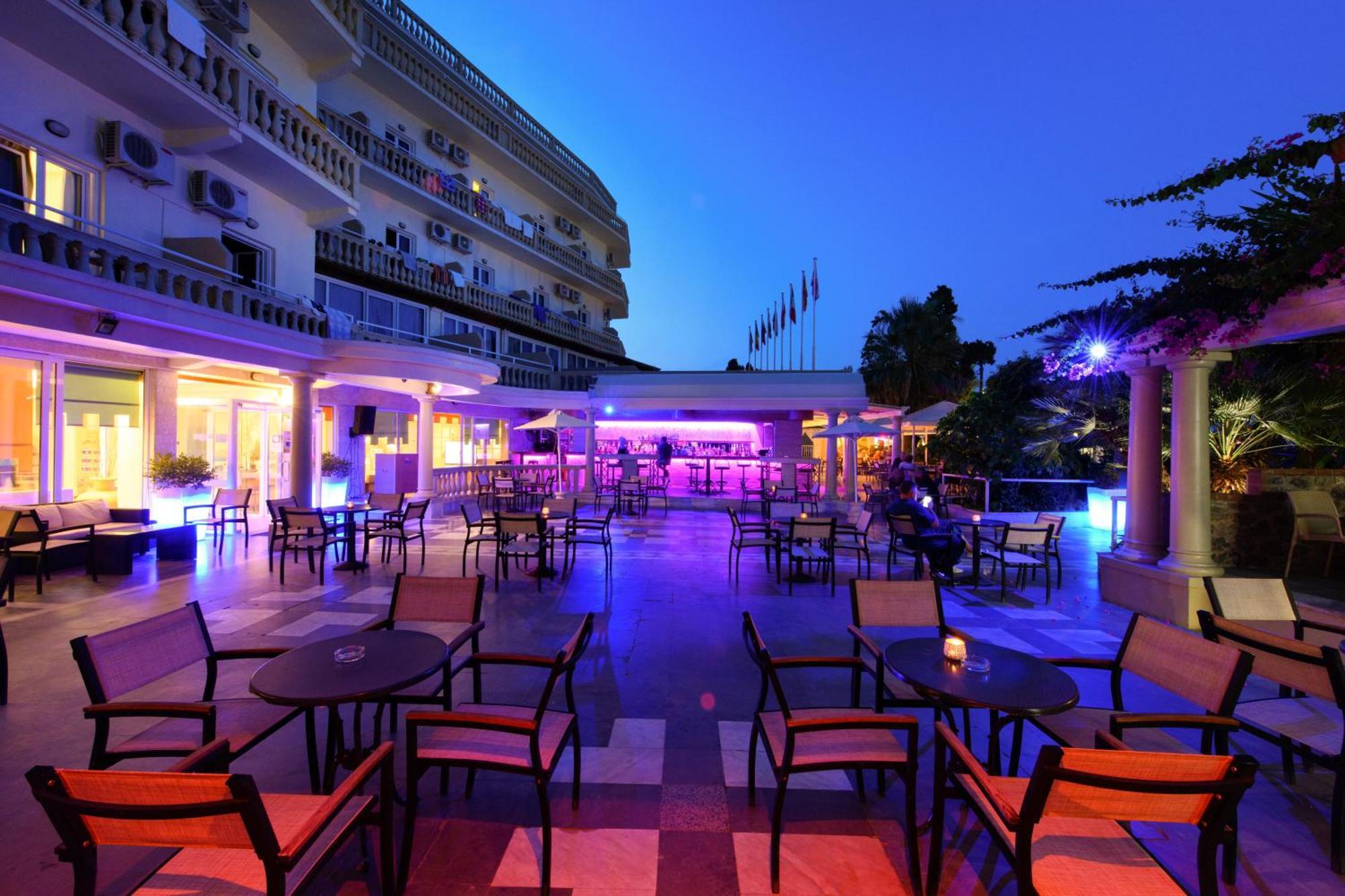 Potamaki Beach Hotel Benitses (Corfu) Exterior foto